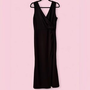 WOOSEA Black Sleeveless Maxi Dress V-Neck Elegant Evening Gown | Size L